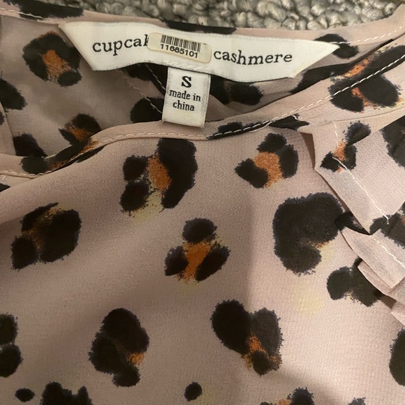cupcakes & cashmere Animal Print Ruffle Blouse - Picture 4 of 4